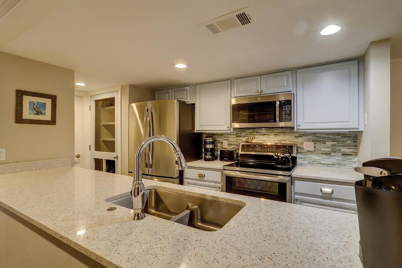 הילטון הד איילנד Luxury Updated New Kitchen New Floors, New Tvs, Bikes & Beach Gear Included מראה חיצוני תמונה