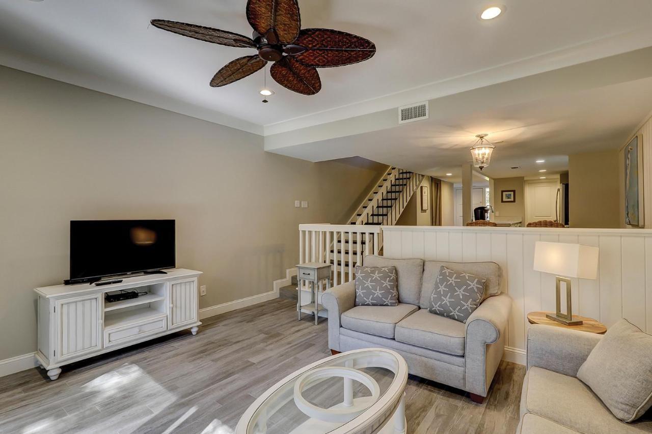 הילטון הד איילנד Luxury Updated New Kitchen New Floors, New Tvs, Bikes & Beach Gear Included מראה חיצוני תמונה